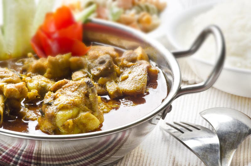 Yummy wyśmienicie kurczaka curry zdjęcie royalty free
