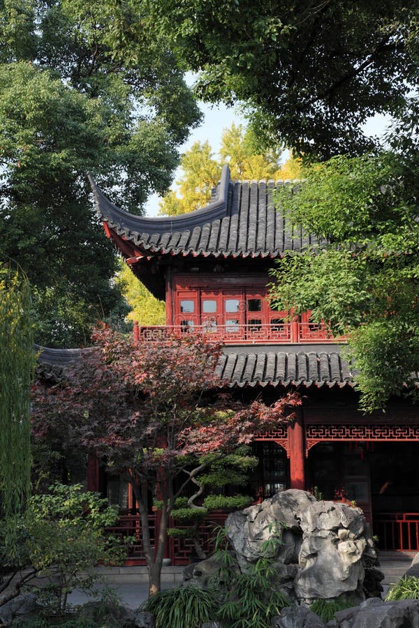 Yuyuan trädgård i Shanghai fotografering för bildbyråer