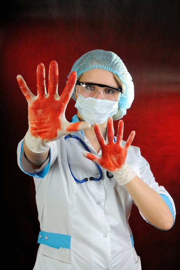 Пытка перчатки. Медсестра в перчатках. Медсестра в резиновых перчатках. Медсестра в черных перчатках. Молодая медсестра в перчатках.