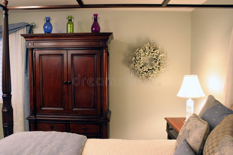 Zacht aangestoken slaapkamer stock fotografie Zacht aangestoken slaapkamer stock fotografie