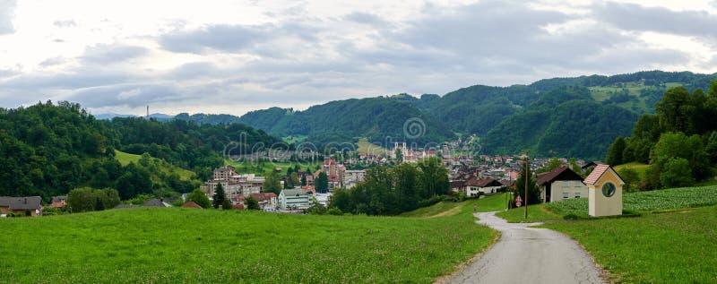 Zagorje ob Savi, stadslandskappanorama arkivfoto Zagorje ob Savi, stadslandskappanorama arkivfoto