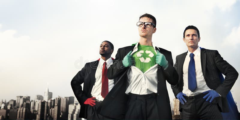 Zaken Superheroes bij Stadshorizon stock foto's Zaken Superheroes bij Stadshorizon stock foto's