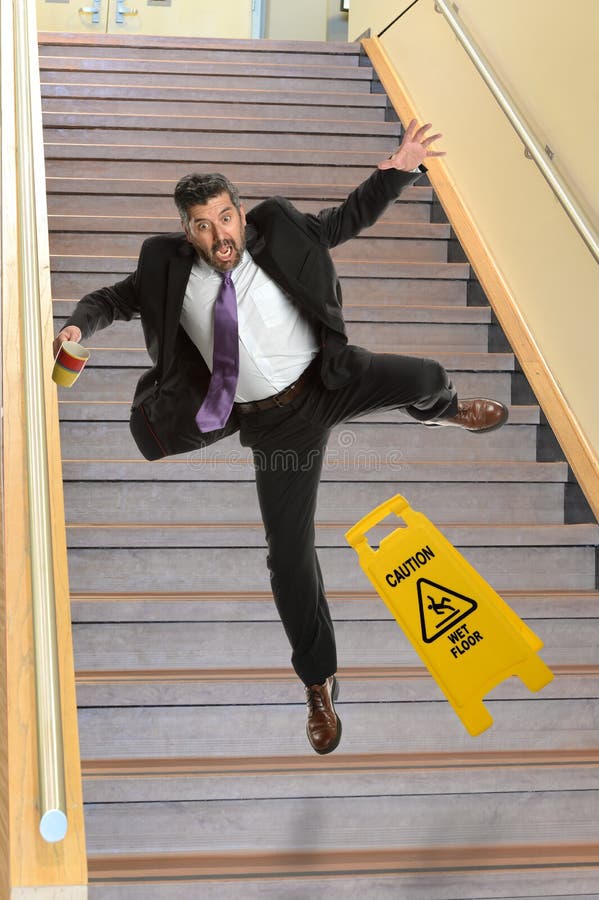 Zakenman Falling op Stais stock fotografie Zakenman Falling op Stais stock fotografie