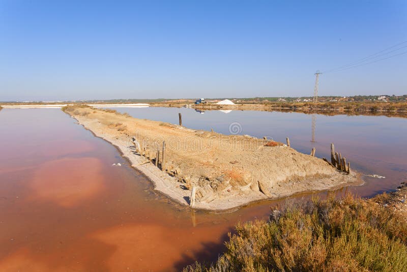 Salt extraction plant at salinas . Salt extraction plant at salinas .