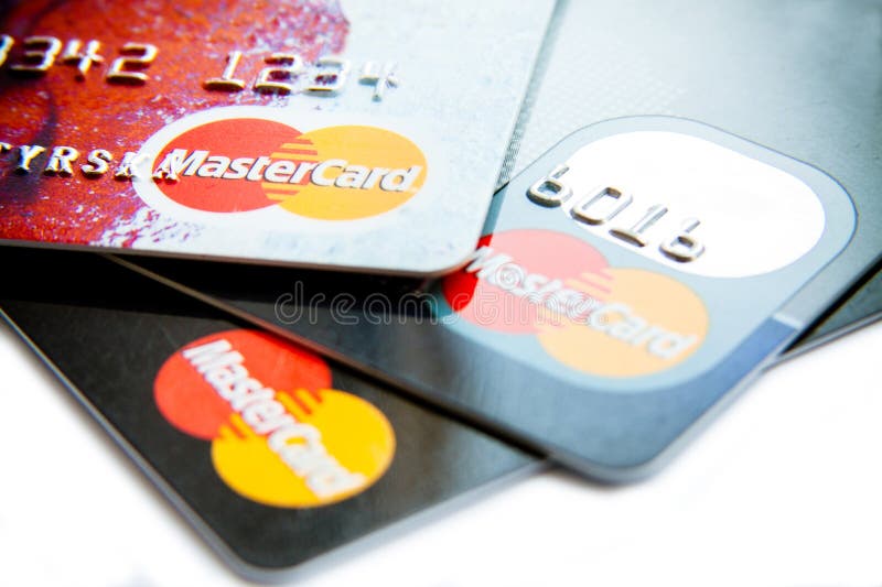 Zamknięta fotografia wizy i MasterCard karty