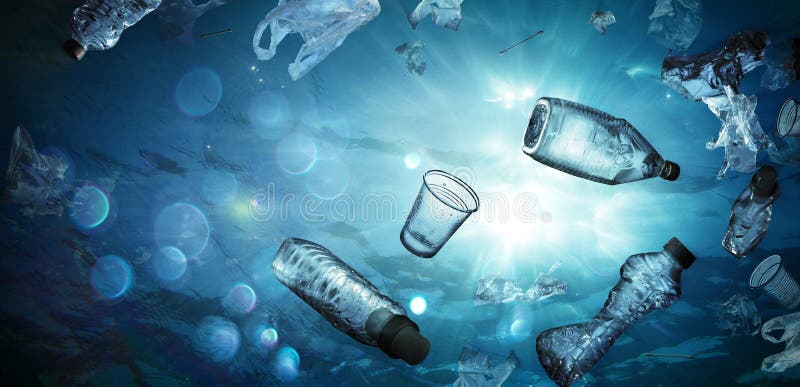 Zanieczyszczenie plastikiem w oceanie podwodnym błyszczy z pływającymi śmieciami
