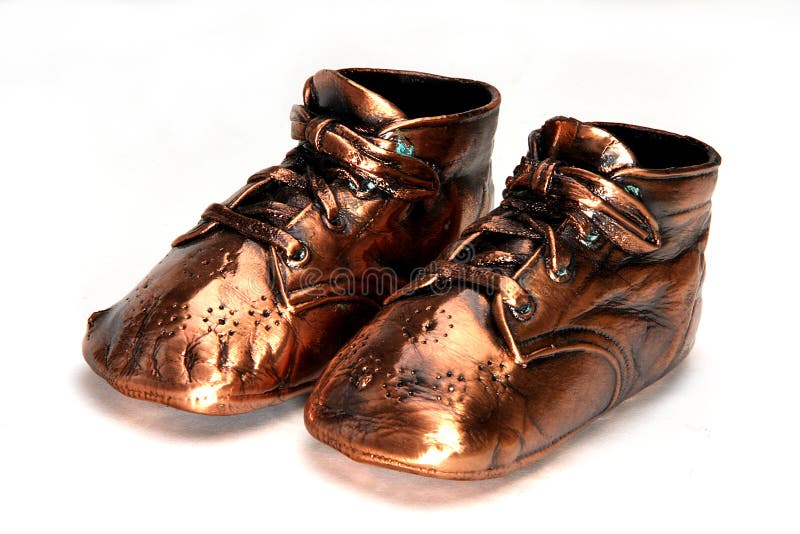 Zapatos De Bebé De Bronce Clásicos de - Imagen de newborn, nacimiento: 6763553