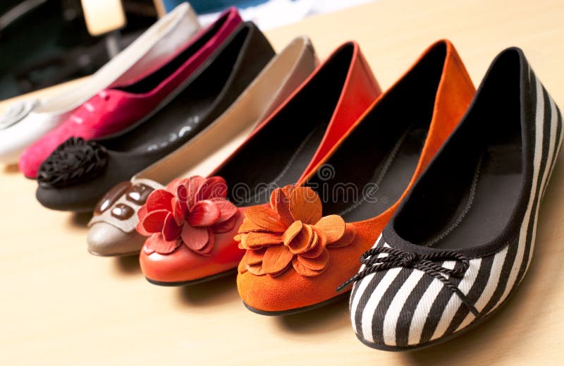 Zapatos ocasionales imagen de archivo libre de regalías Zapatos ocasionales imagen de archivo libre de regalías