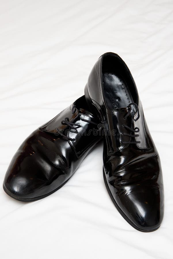 zapatos clasicos elegantes para hombres