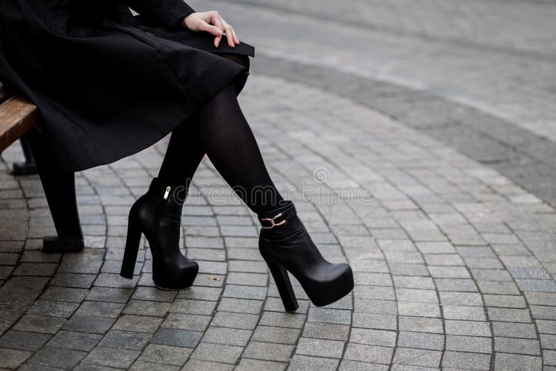 Zapatos Para Mujeres Con Imagen - Imagen de lujo, negro: 230773531