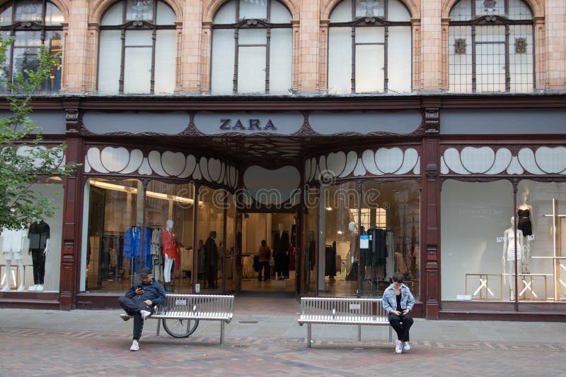 Zara Clothing Store, Barcelona, Spain Editorial Photography Image of company, logotype 242223857