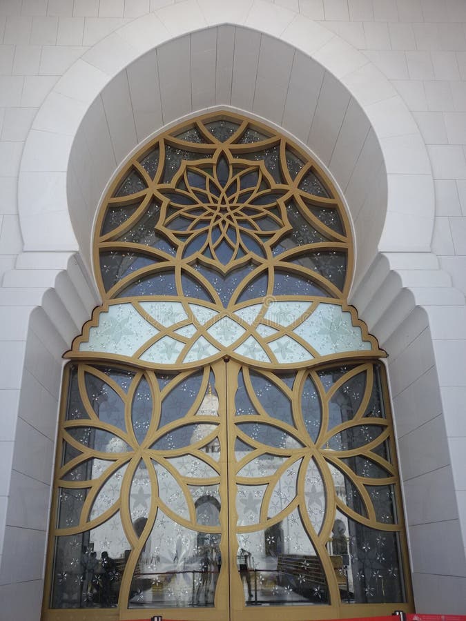 Abu Dhabi Sheikh Zayed White Mosque Beautiful gate. Abu Dhabi Sheikh Zayed White Mosque Beautiful gate.