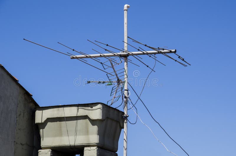 Zbiornik wodny z anteną fotografia stock Zbiornik wodny z anteną fotografia stock