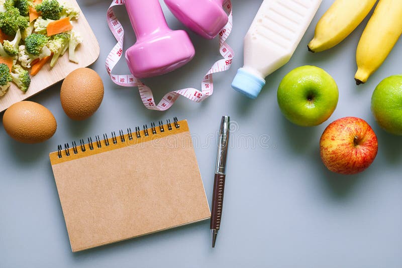 Zdrowy łasowanie, dieting, straty pojęciu, odchudzać i ciężaru - wierzchołek fotografia stock Zdrowy łasowanie, dieting, straty pojęciu, odchudzać i ciężaru - wierzchołek fotografia stock