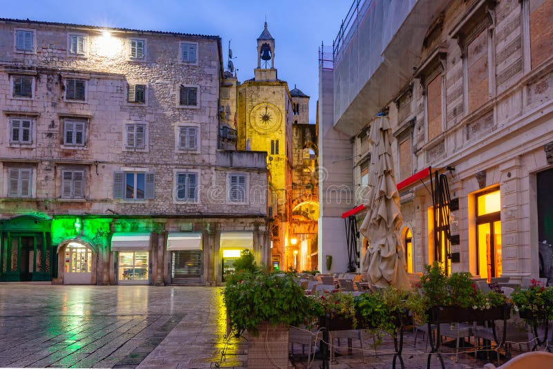 Cidade Velha De Split, Croácia Foto de Stock - Imagem de cidade