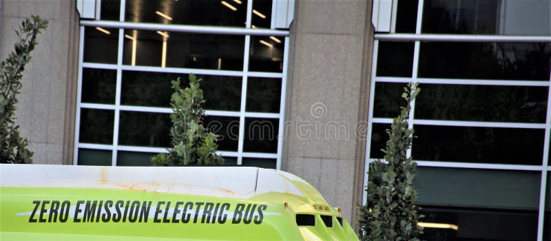 Zero Emission elektrisk buss arkivbilder Zero Emission elektrisk buss arkivbilder
