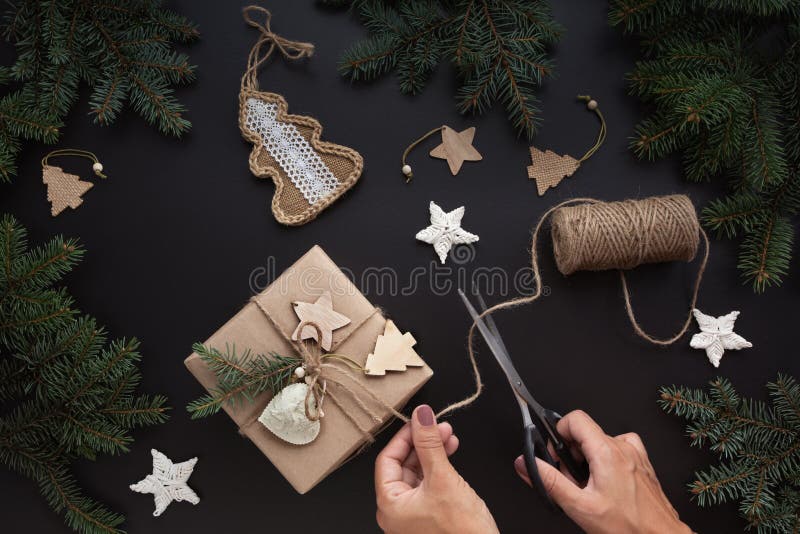 Zero Waste Christmas Flat Lay Gifts Kraft Paper Eco Friendly Stock Photo by  ©artliyc@gmail.com 412751684