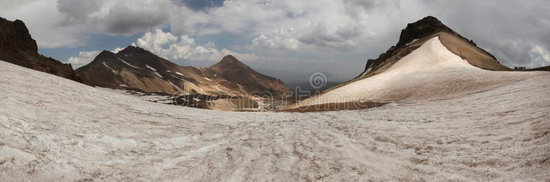 Zet Aragats, Armenië op stock afbeeldingen Zet Aragats, Armenië op stock afbeeldingen