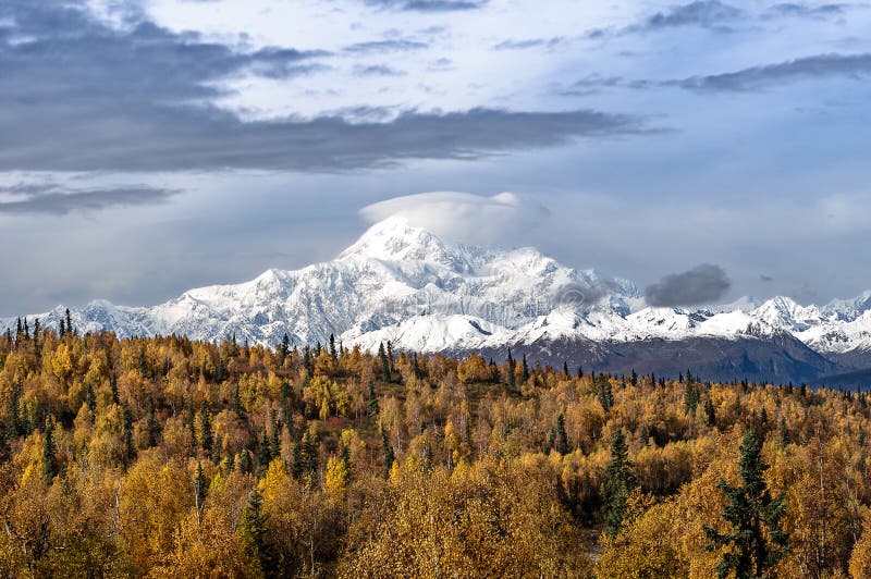 Zet McKinley in Alaska op stock afbeeldingen Zet McKinley in Alaska op stock afbeeldingen