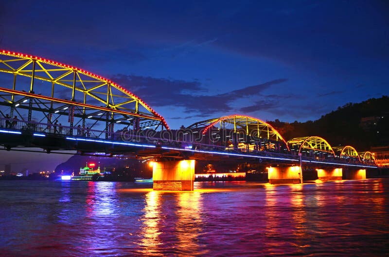 Zhongshan Iron Bridge