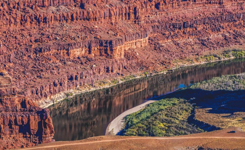 Zielona rzeka grand view point canyonlands park narodowy moab utah fotografia royalty free