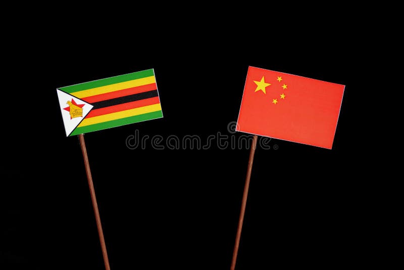 Zimbabwe flaga z chińczyk flaga na czerni zdjęcie stock