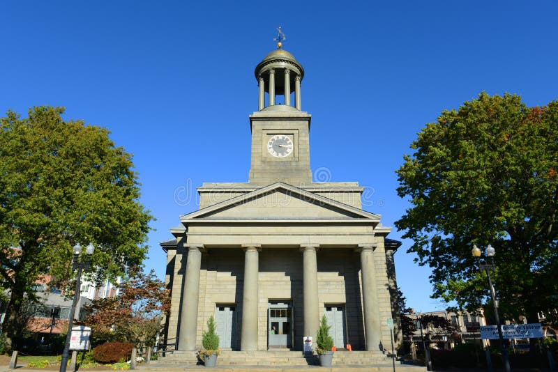 Zlany Pierwszy Farny kościół, Quincy, Massachusetts