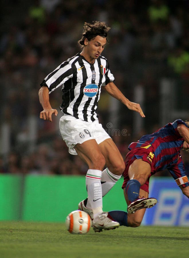 Zlatan Ibrahimovic Of Juventus Editorial Photo - Image of ...