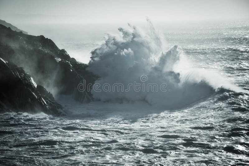 Zmierzch na wybrzeżu obraz stock