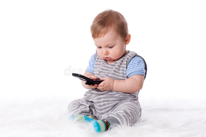 tactiek Actie botsing Zoete Kleine Baby Met Mobiele Telefoon. Stock Afbeelding - Image of vloer,  spel: 22914173