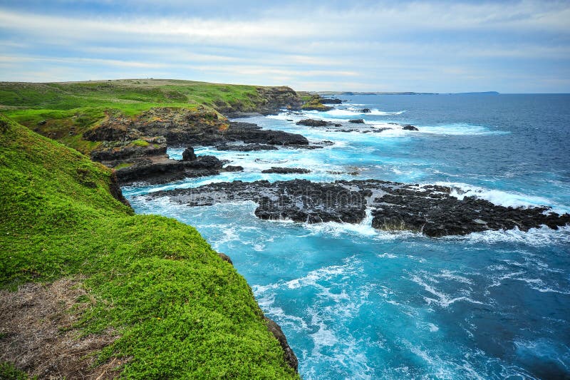 Zona costera de Phillip Island el paisaje de Nobbies pasa por alto rocas del sello foto de archivo libre de regalías Zona costera de Phillip Island el paisaje de Nobbies pasa por alto rocas del sello foto de archivo libre de regalías