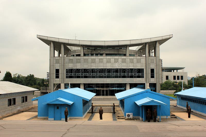 Zona di Panmunjom come veduto dal Korea di Nord