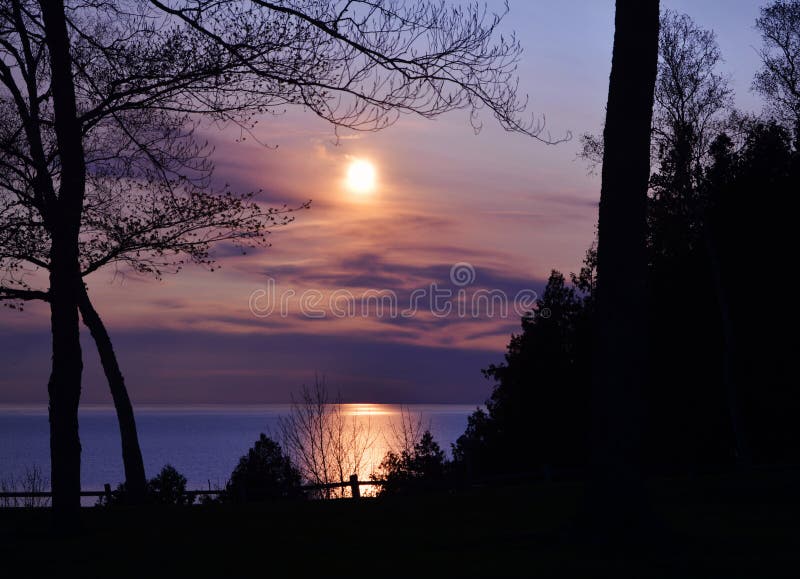 Zonsondergangmeer Michigan stock foto Zonsondergangmeer Michigan stock foto