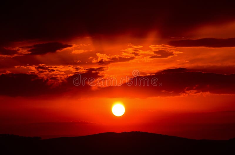 Zoomed Sunset in a Dark Orange Sky Stock Photo Image of light, natural 127354026
