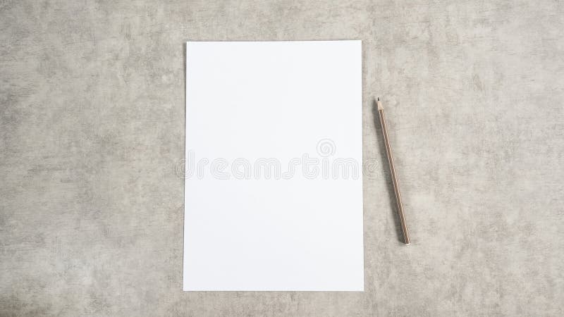 Zrzut pustego papieru w widoku o wysokim kącie fotografia stock