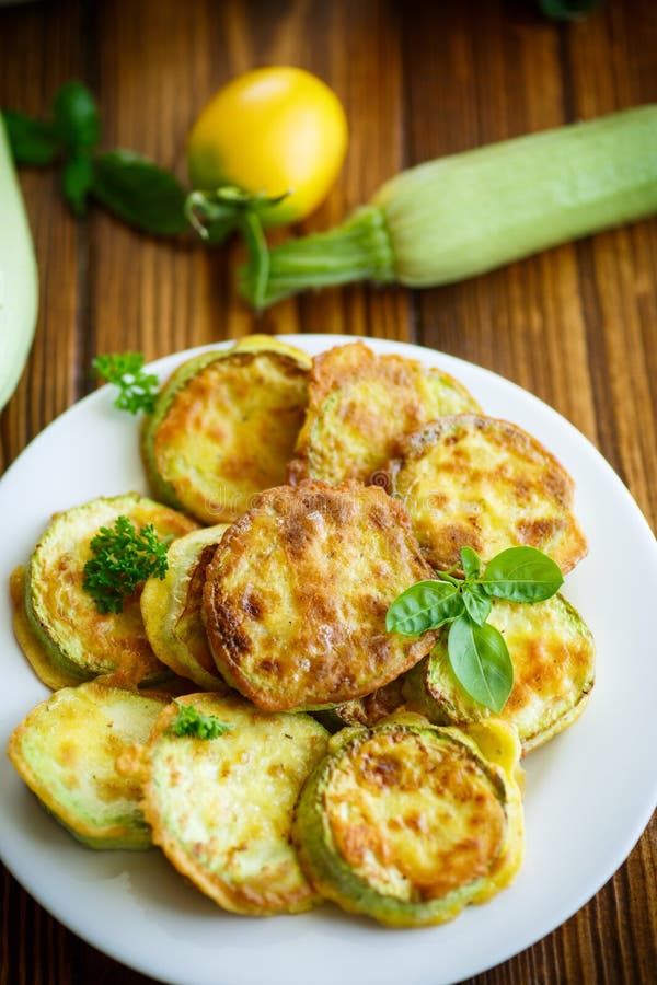 Zucchini fried in batter