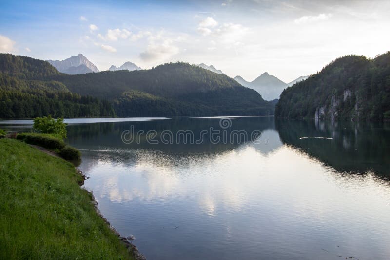 Zugspitze, cumes, Alemanha foto de stock royalty free Zugspitze, cumes, Alemanha foto de stock royalty free
