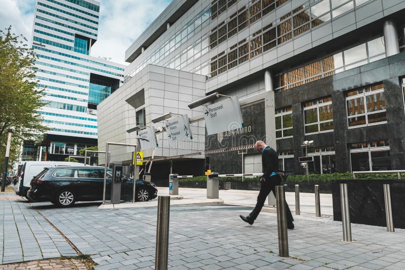 Zuidas parkering på ABN AMRO arkivfoton Zuidas parkering på ABN AMRO arkivfoton