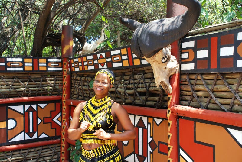 Zulufrau, Südafrika lizenzfreie stockfotografie Zulufrau, Südafrika lizenzfreie stockfotografie