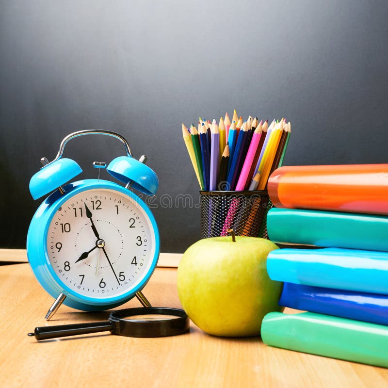 Zurück zu Schuleaufbau stockbilder Zurück zu Schuleaufbau stockbilder