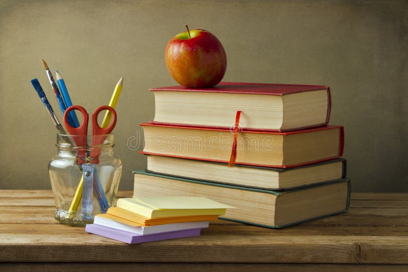 Zurück zu Schulekonzept stockfotografie Zurück zu Schulekonzept stockfotografie