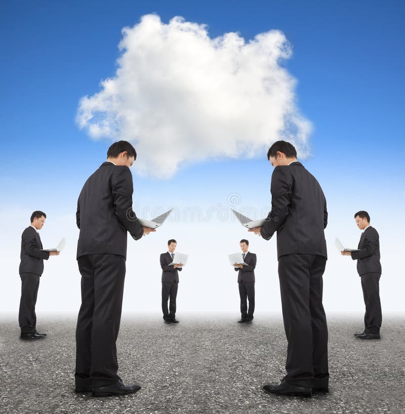 Zusammenarbeitsgeschäft und rechnenkonzept der Wolke