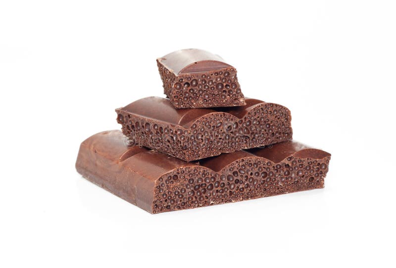 Zwarte poreuze chocolade stock afbeelding