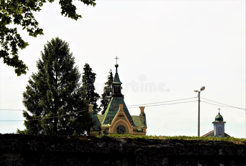 Zwei chapells auf dem Friedhof stockfotos Zwei chapells auf dem Friedhof stockfotos