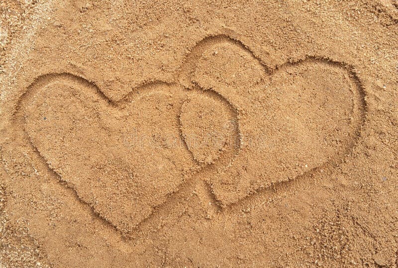 Zwei Innere gezeichnet in den Sand stockfotos Zwei Innere gezeichnet in den Sand stockfotos