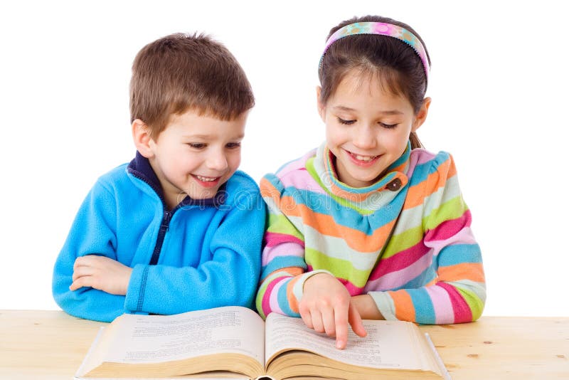 Zwei Kinder, Die Das Buch Lesen Stockbild - Bild von porträt, kind