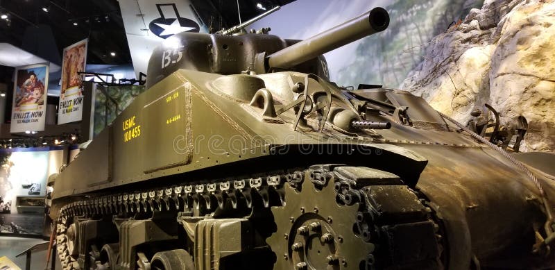 Zweiter Weltkrieg Marine Corps M1 Sherman Tank stockfoto Zweiter Weltkrieg Marine Corps M1 Sherman Tank stockfoto