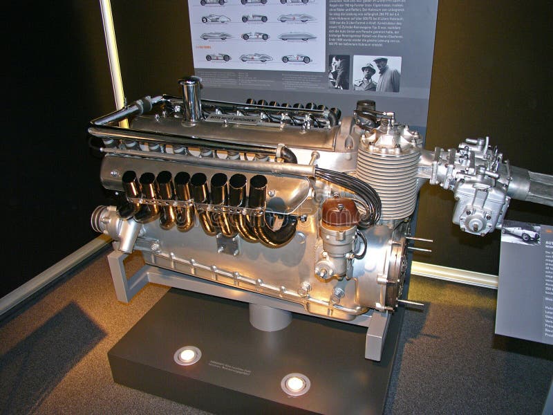 AUTO UNION TYP-A - 1934 V16 ENGINE