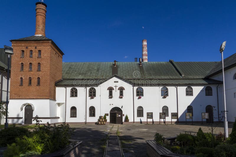 Zwierzyniec Pologne, ancienne brasserie Brick, fabrication images libres de droits Zwierzyniec Pologne, ancienne brasserie Brick, fabrication images libres de droits