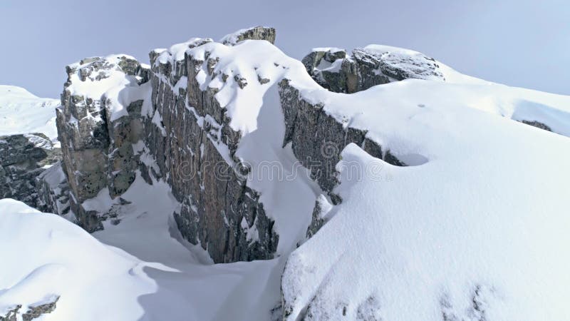 Zwitserse de rotsensneeuw van het berg binnenland lucht4k